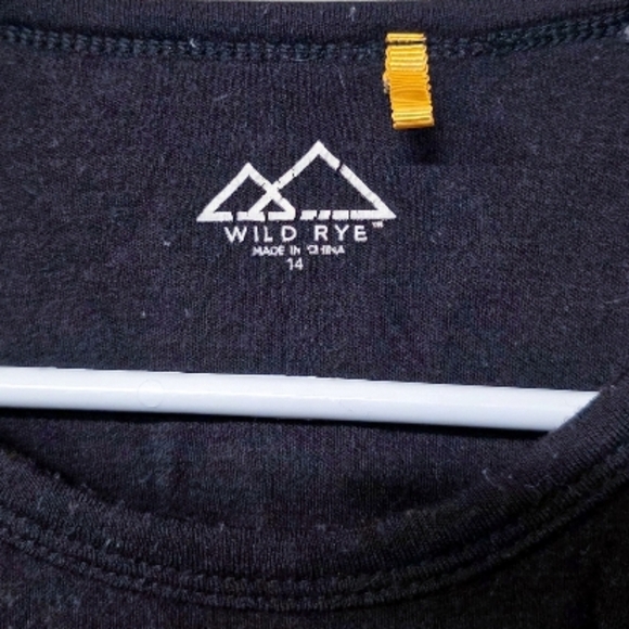 Wild Rye Evie Raglan Baselayer - Picture 3 of 5